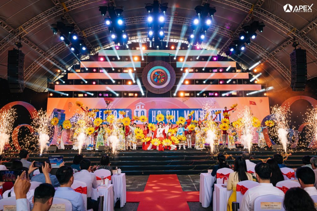 Lễ Khai mạc Ngày hội Du lịch Thành phố Hồ Chí Minh lần thứ 21 năm 2025 với chủ đề “Hội tụ - Toả sáng” 5 488211125 667765752569652 7535047936520215644 n